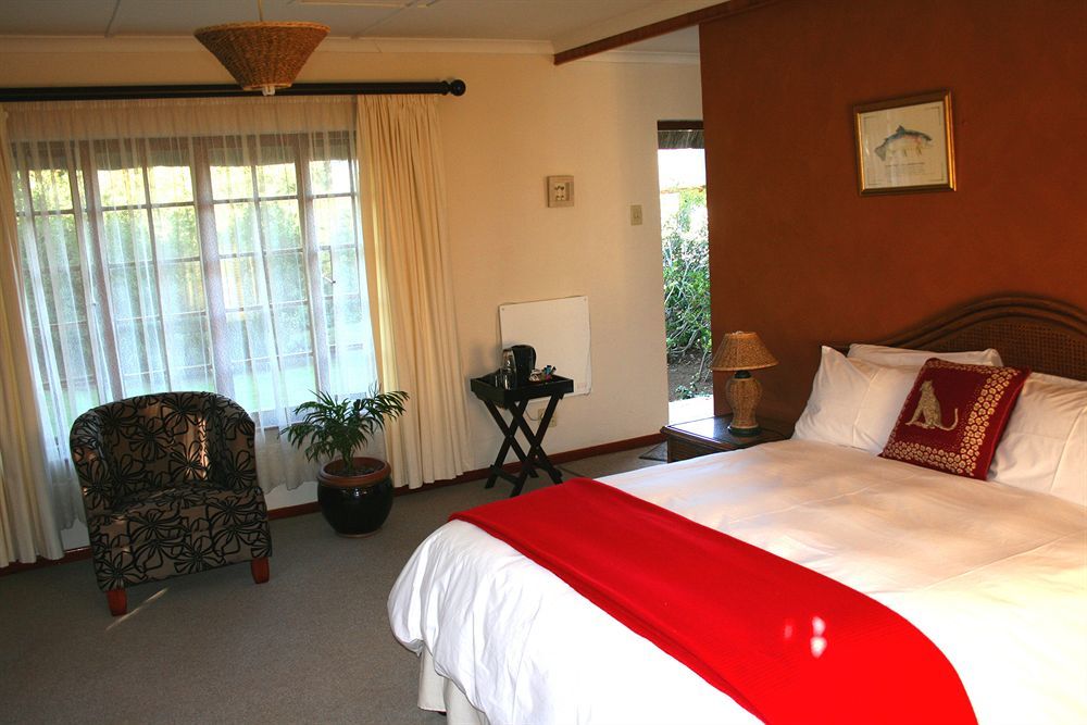 Thatchings Bed And Breakfast Nottingham Road Exteriör bild