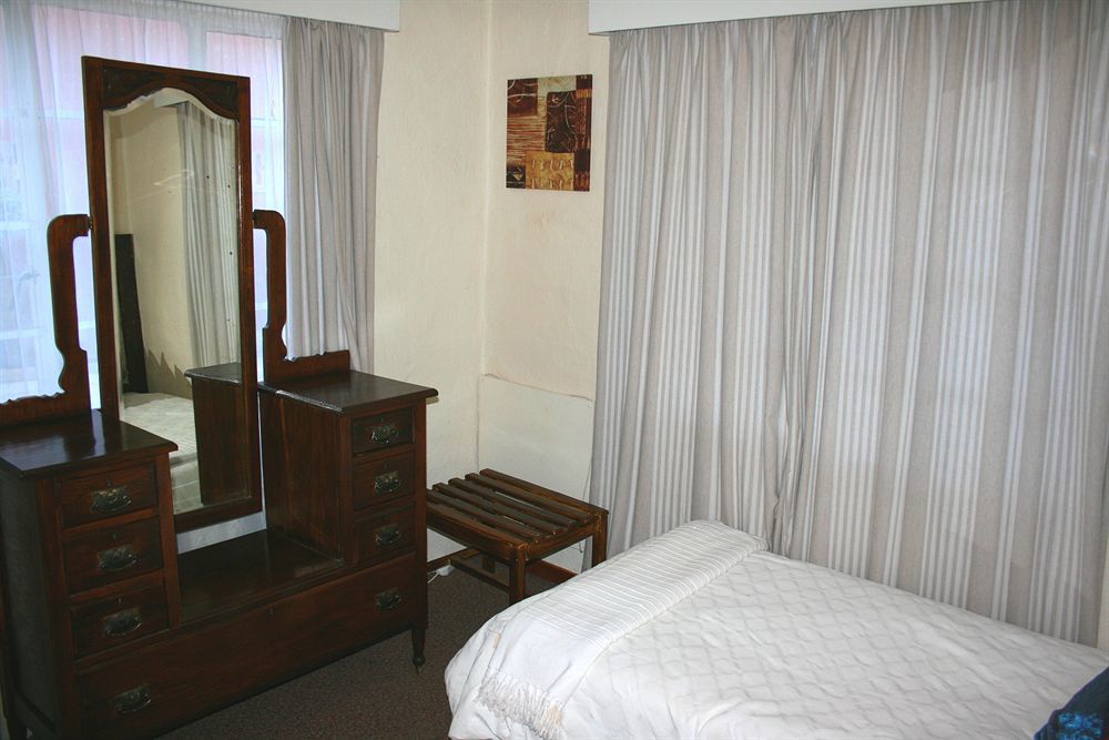 Thatchings Bed And Breakfast Nottingham Road Exteriör bild